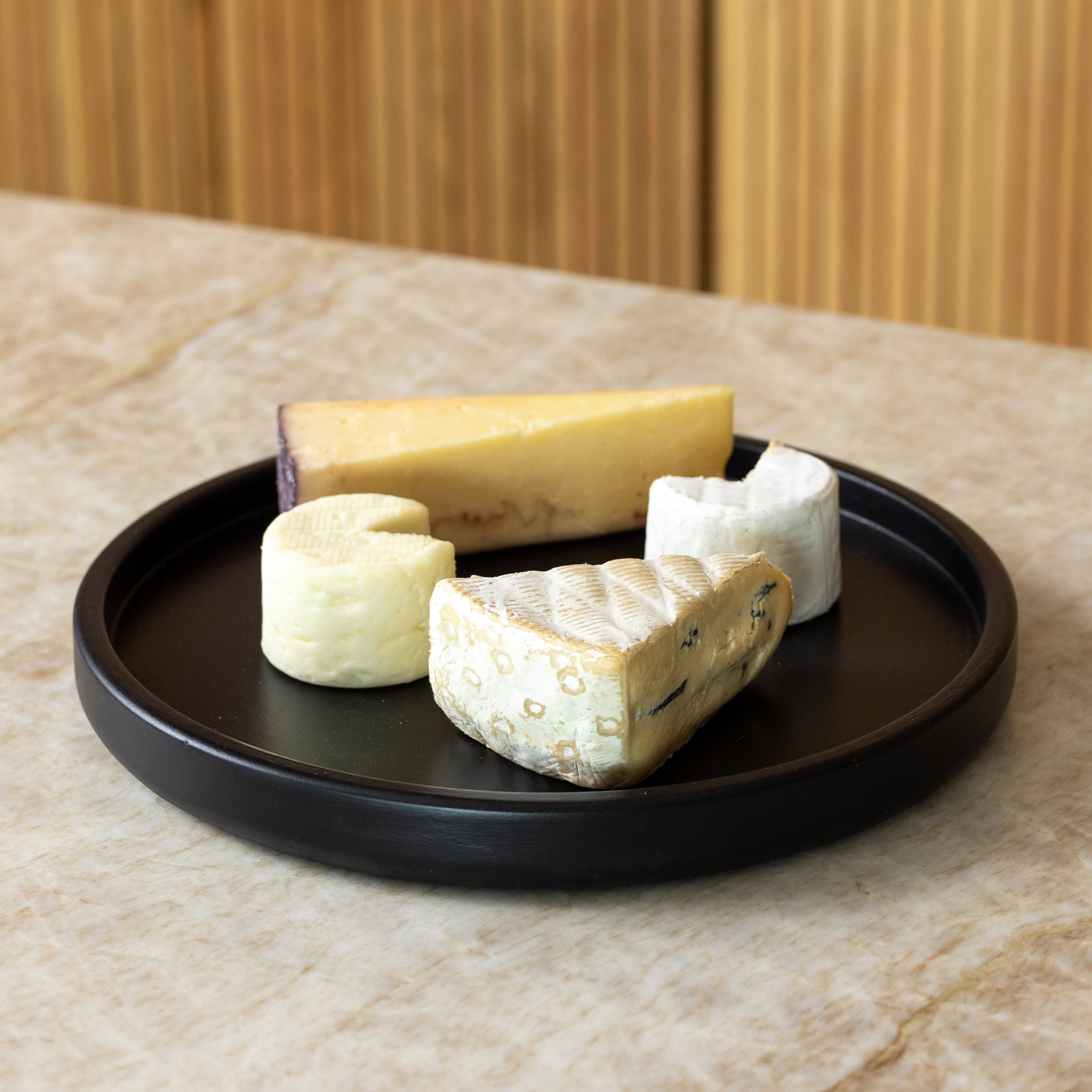 Mesa Round Platter